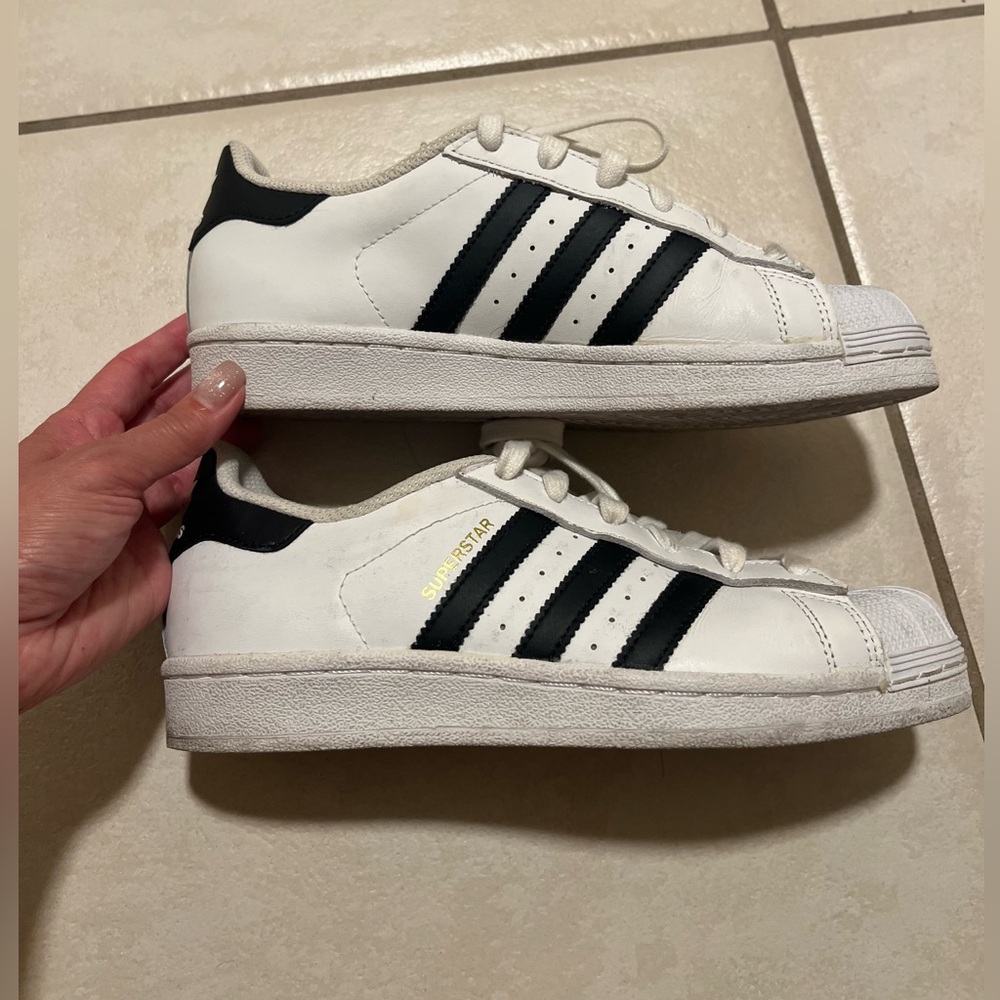 Adidas Superstar Sneakers